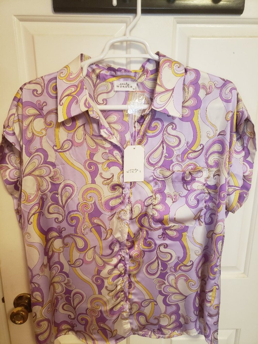 Boutique brand Emily Wonder Blouse New.